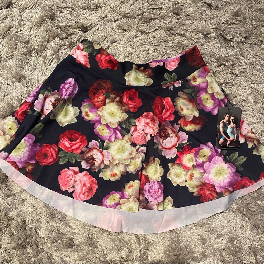 Eleve skirt.